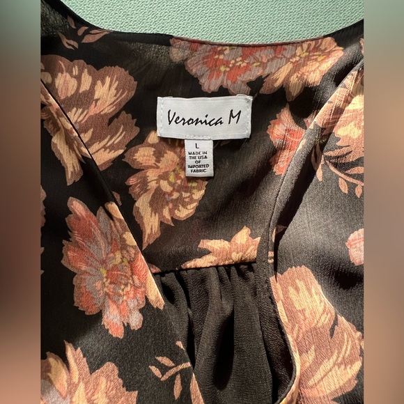 Gorgeous Tie in Front Blouse by Veronica M (size: L) - Picture 3 of 4